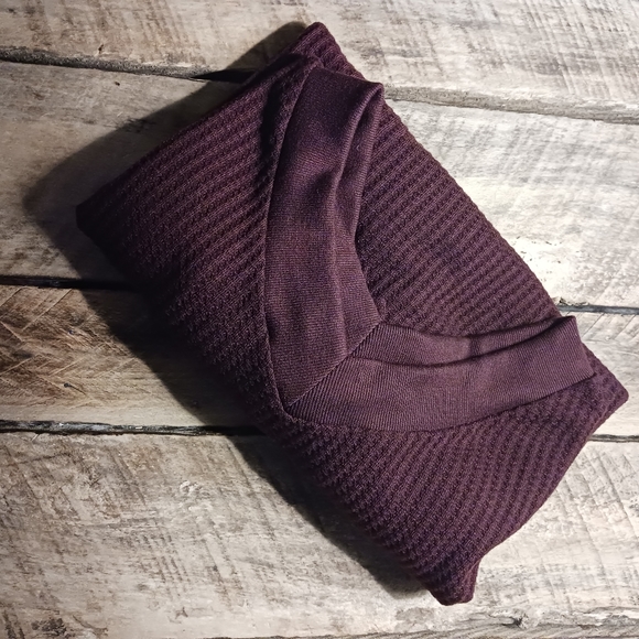 Oversized V-Neck Batwing Sleeve Waffle Knit Split Hem Tunic Maroon MSRP $39.99 - Picture 2 of 11